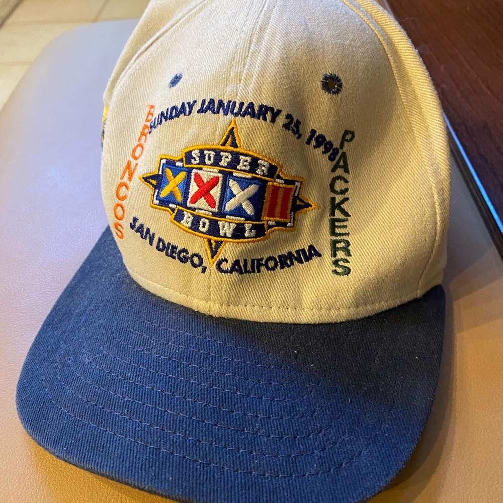 Broncos packers super bowl hat